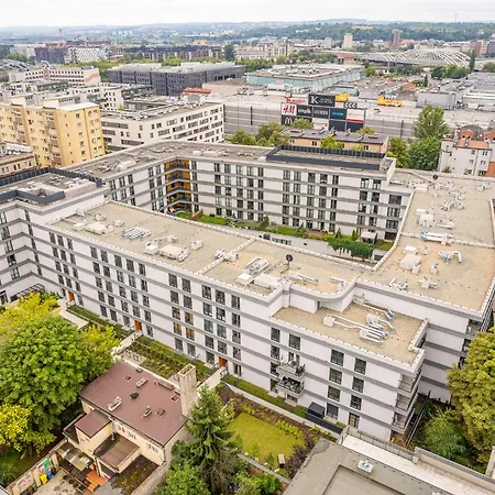 Grzegorzki - Balcony, Ac, Shops&tram Nearby - By Rentujemy