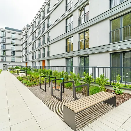 Apartment Grzegorzki - Balcony, Ac, Shops&tram Nearby - By Rentujemy