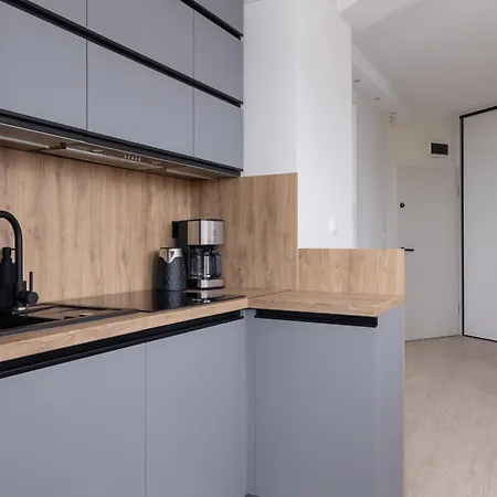 Apartment Rodzinny Z 2 Sypialniami & Klimatyzacja By Renters *