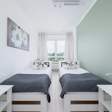 Rodzinny Z 2 Sypialniami & Klimatyzacja By Renters * Krakow