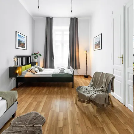 Apartment Staszica 7 Krakow