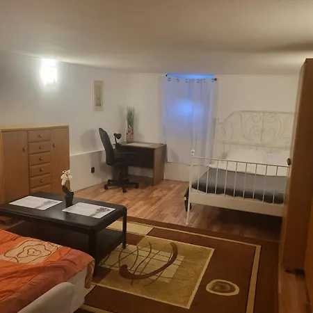 Grzegorzecka 3 Kwatera prywatna *