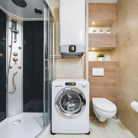 Old Town Luxe Retreat - King Bed - Steps To Main Square Apartment Krakow