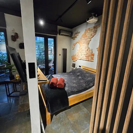 Luxury Vistula Old Town Apartments: Spa, Sauna & Pool Retreat Krakow