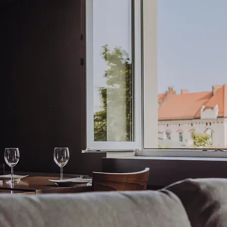 Saw! - Studencka Apartment *