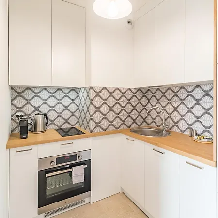 Old Town - Bus&tram Stops Nearby, Balcony - By Rentujemy Apartment Krakow