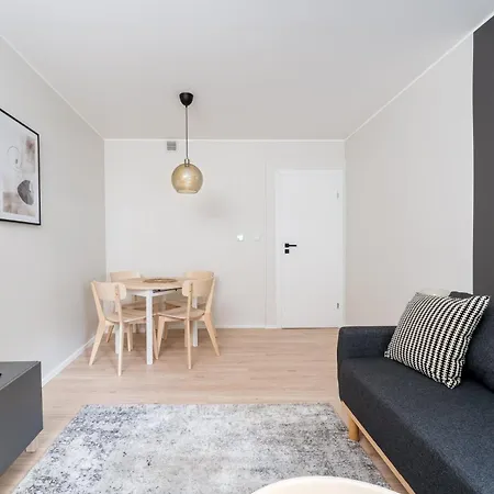 Old Town Modern Apartment