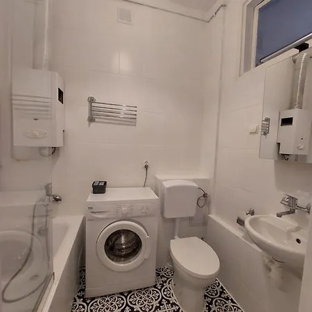 Aleja 29 Listopada Apartment Krakow