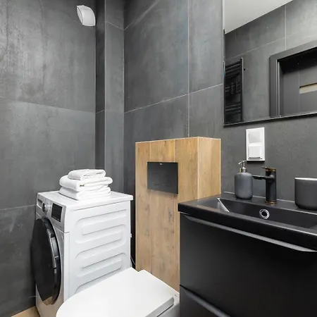 Ap With A Balcony- Podgorze- Kalwaryjska 34 Apartment *