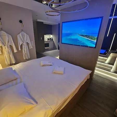Masarska 8 Vip Jacuzzi Apartment *