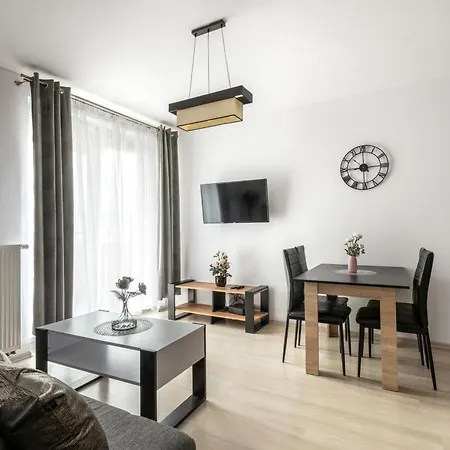 Loft 4 Osoby, Balkon, Miejsce Postojowe Apartment *