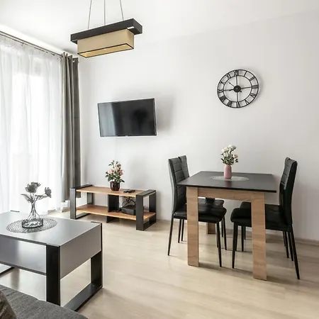 Loft 4 Osoby, Balkon, Miejsce Postojowe *