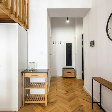 Tyzenhauz Siemiradzkiego Street Krakow