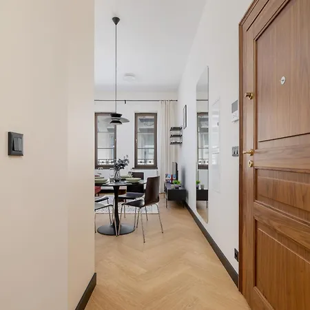 Chodkiewicza In Soho Cracow By Renters Prestige *