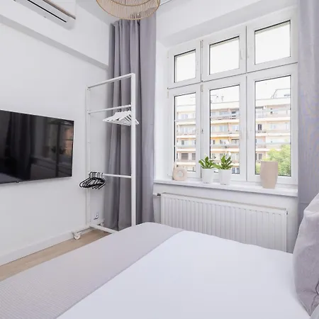 2-bedroom - Starowislna 69 Street Apartment