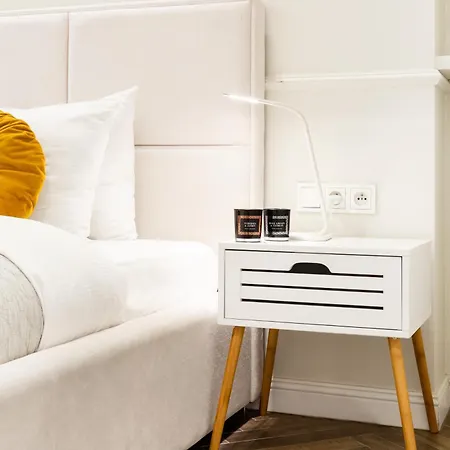 Househost : Sarego Street Apartment
