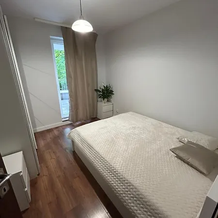 Center With Terrace Apartment