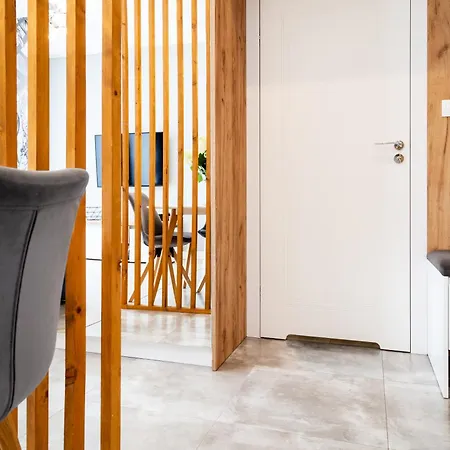 Househost - Rakowicka 20h Apartment