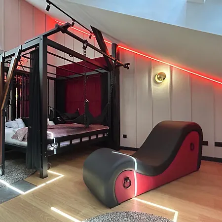 Exclusive Bdsm - Adults Only 아파트 *