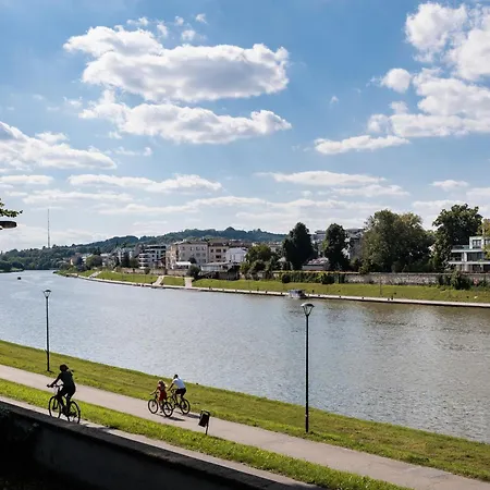 Elegancki Apartament Przy Wisle - Prywatny Parking - By Upstairs * Krakow