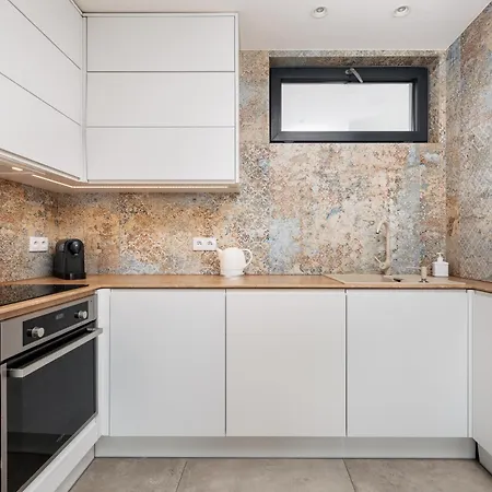 Elegancki Apartament Przy Wisle - Prywatny Parking - By Upstairs Apartment Krakow