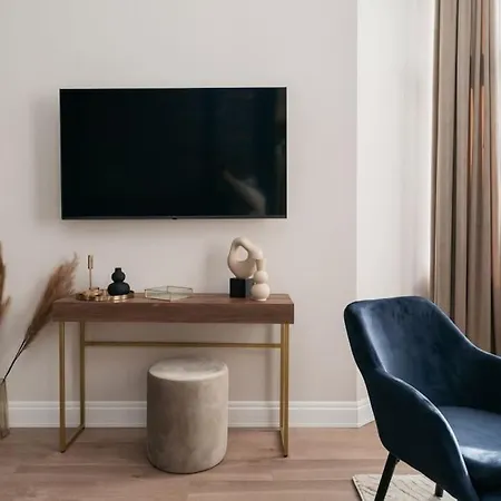 Deluxe Two-bedroom With Old Town View Kraków