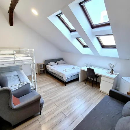 Pini - Przytulne W Centrum Krakowa Hostel Krakau