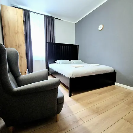 Pini - Przytulne W Centrum Krakowa Hostel