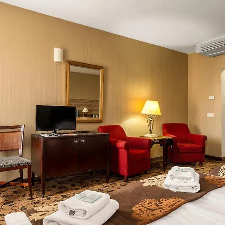 Aparthotel Great Polonia Kazimierz 3*