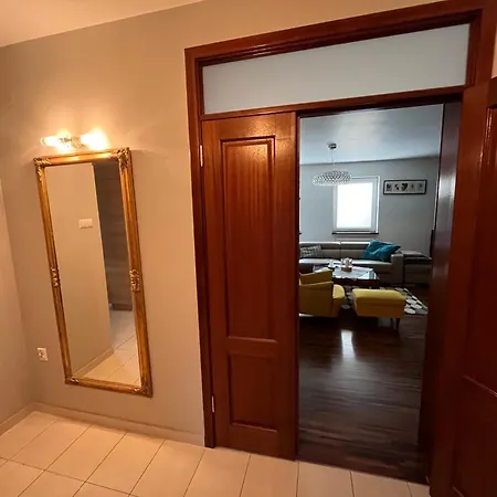 Villa Dom Z Ogrodem W Krakowie *