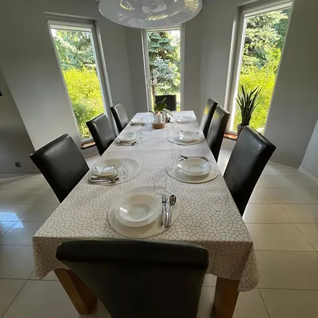 Dom Z Ogrodem W Krakowie Villa