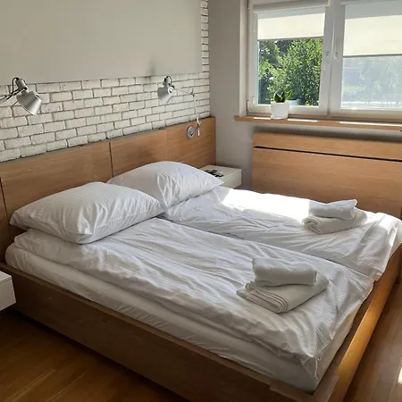 Villa Dom Z Ogrodem W Krakowie *