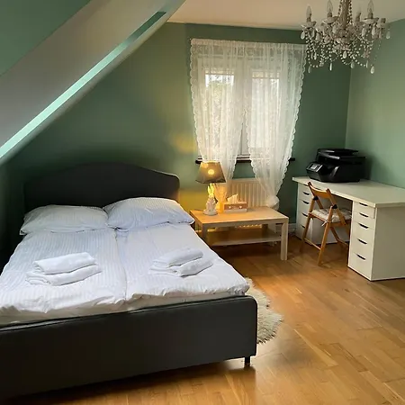 Villa Dom Z Ogrodem W Krakowie Krakow