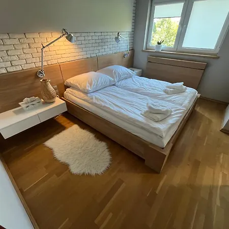 Dom Z Ogrodem W Krakowie Villa Krakow