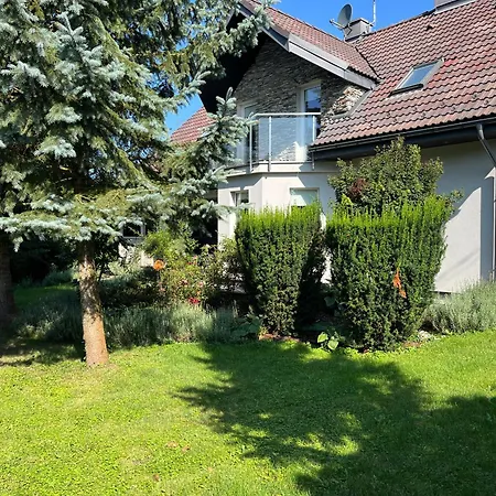 Villa Dom Z Ogrodem W Krakowie *