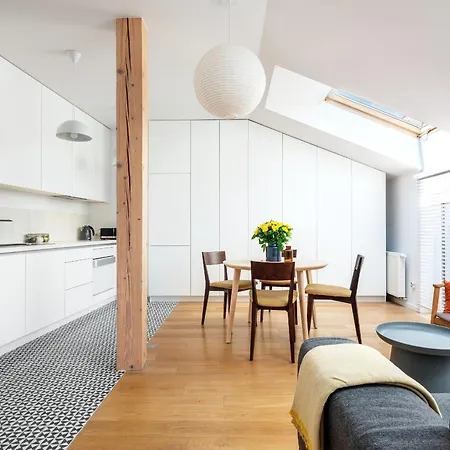 Tyzenhauz Piwna Street Apartment Krakow