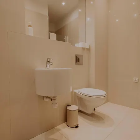 Golden Pearl - Main Square, 100 Sqm, 4 Apartment