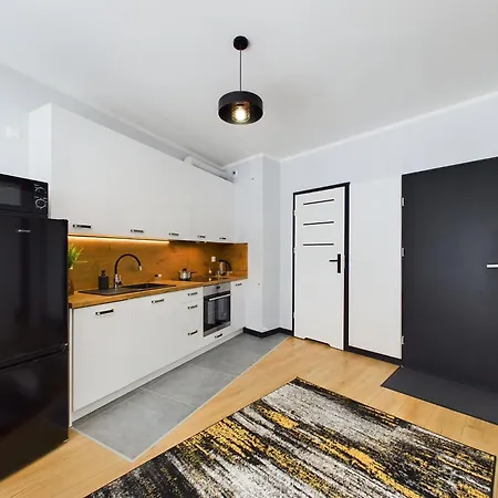 Exceptional With Parking By Renters *