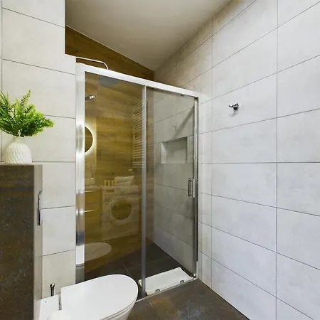 Appartamento Exceptional With Parking By Renters *
