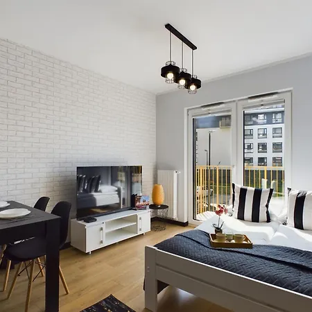 Exceptional With Parking By Renters * Cracovia