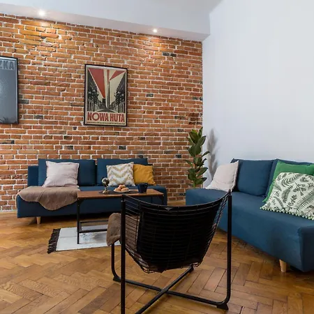 Friendhouse