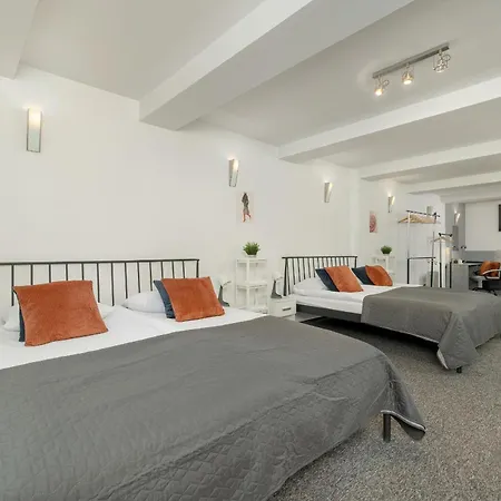 Apartament Przyszlosci Z Dwiema Sypialniami W Krakowie By Renters Apartment Krakow