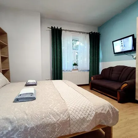 Guest House *