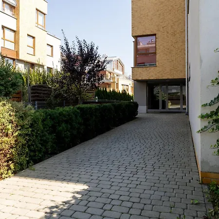 Bronowice Homely Apartment