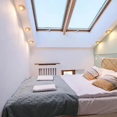 Apartment Cozy Loft Under The Wawel Sky