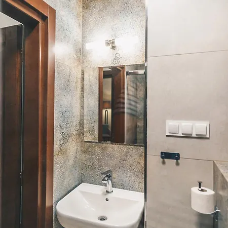 Old Town Ac Main Raiway Station Apartment