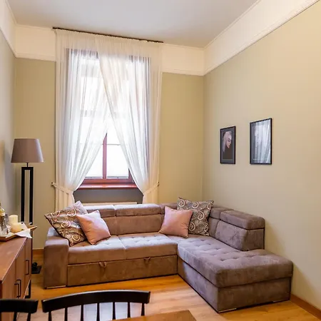 Apartment Old Town Ac Main Raiway Station *
