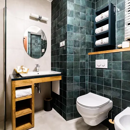 Old Town Ac Main Raiway Station Apartment