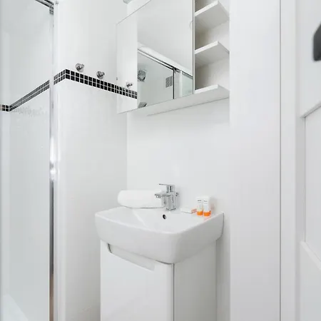 Apartment Starowislna Kazimierz Cracow By Renters