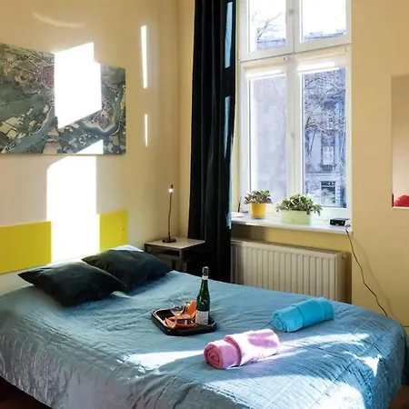 Colour-box Studio, Wawel Castle Area Apartment *